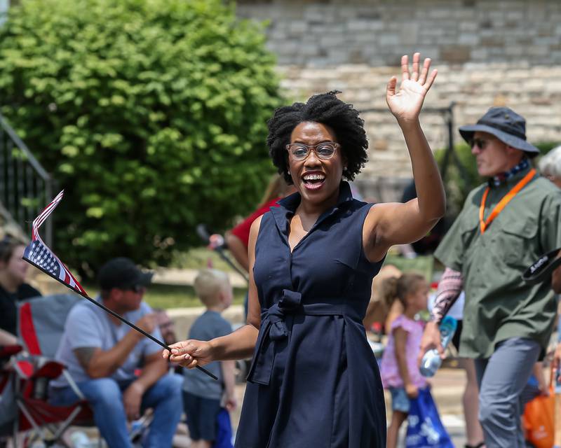 Congresswoman Lauren Underwood marches in the annual PrairieFest parade in downtown Oswego. June 18, 2023.