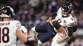 3 and Out: Cairo Santos comes to rescue, Bears break NFC North losing streak