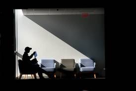 Former journalist creates $500 IVCC scholarship