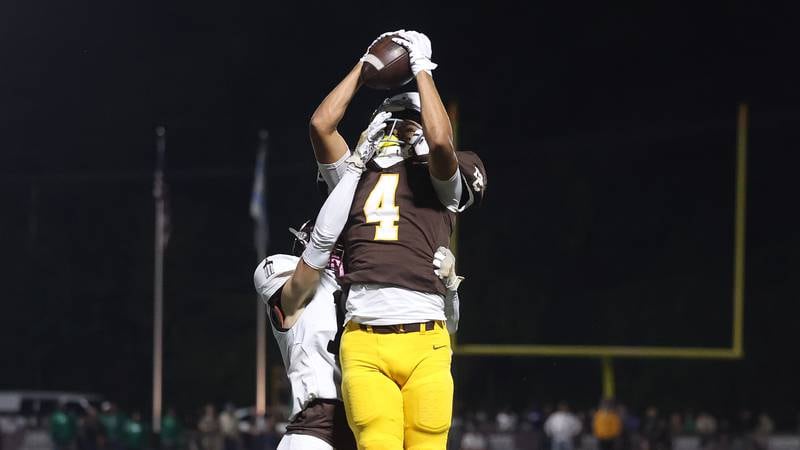 Quentin Burrell, Israel Abrams among CCL/ESCC football players named to 2025 IHSFCA All-State team