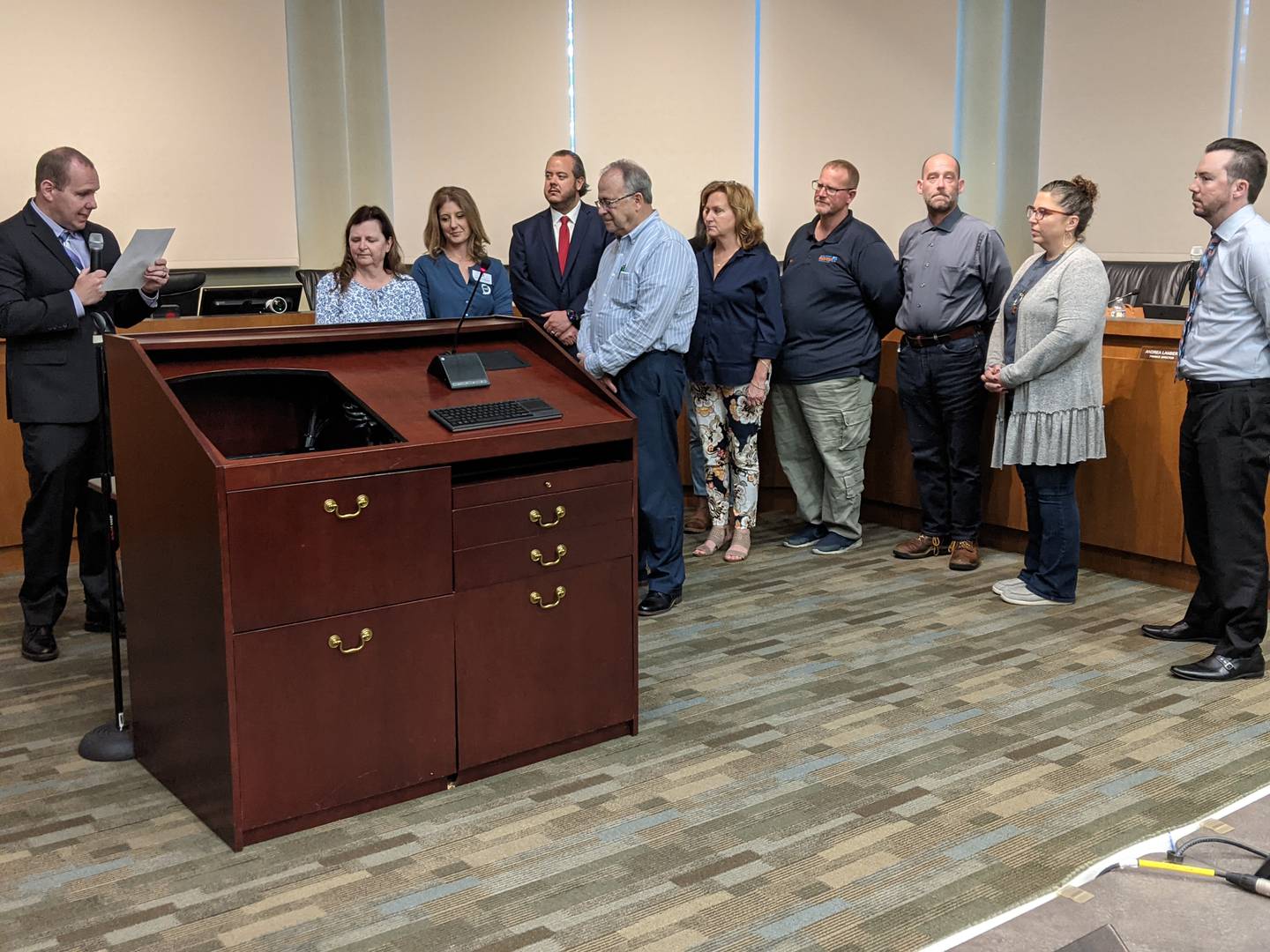 The organization was incorporated on May 14, 1984. At the May 7 Oswego Village Board meeting, Village President Ryan Kauffman read a proclamation acknowledging May 14 as being the 40th anniversary of the Oswego Area Chamber of Commerce.