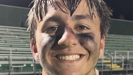 Chris Whetstone jumps in at QB, leads Hampshire past Crystal Lake South