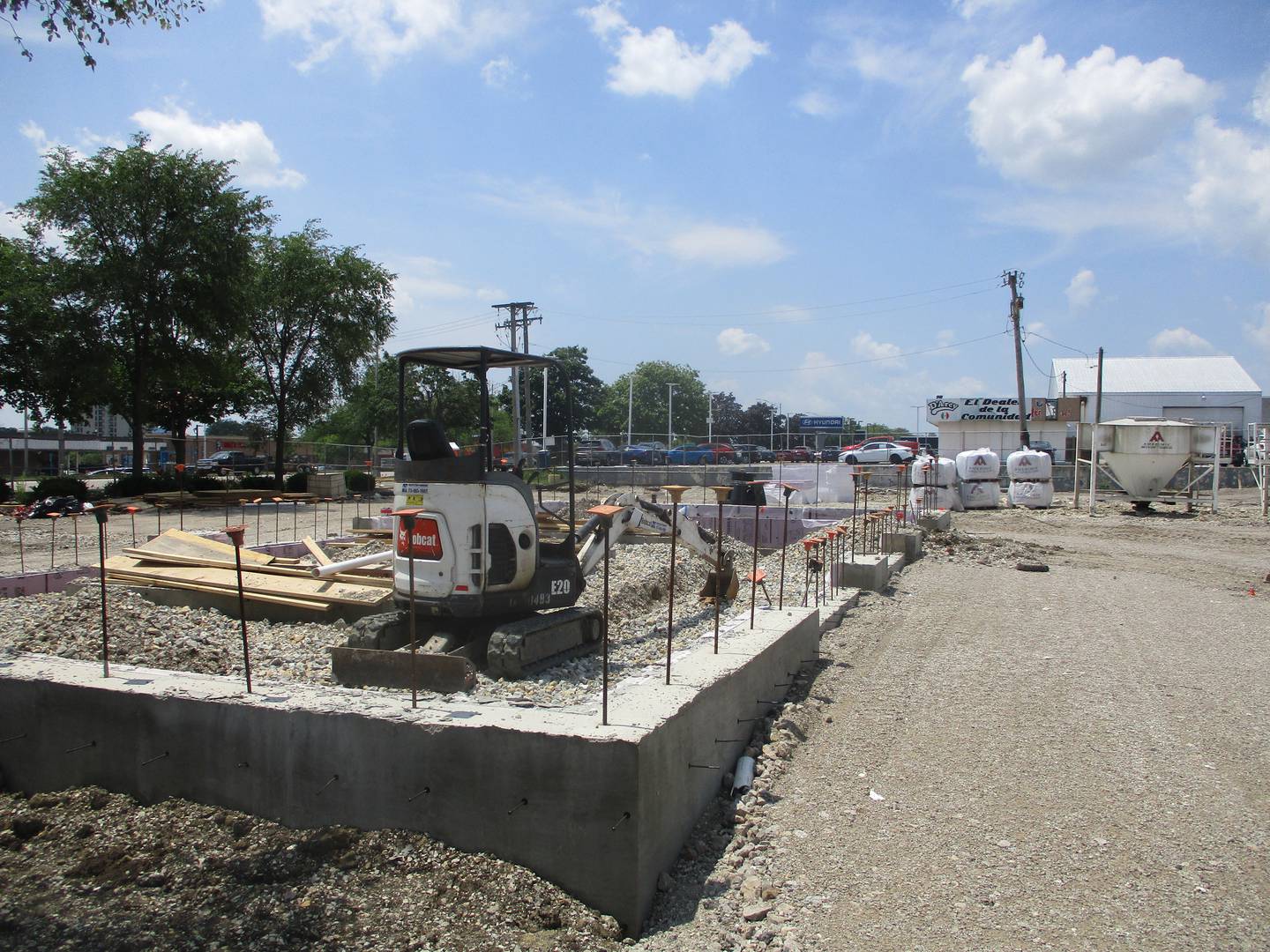 A drive-through Take 5 Oil Change is under construction at the northwest corner of Jefferson Street and Barney Drive in Joliet. July 3, 2023.