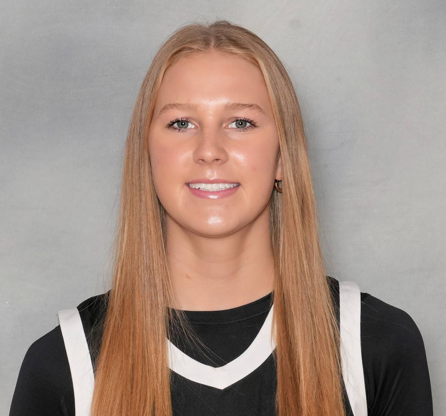 St. Charles East's Brooklyn Schilb