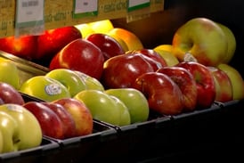 Trump administration ends reimbursements to farmers for Illinois food programs
