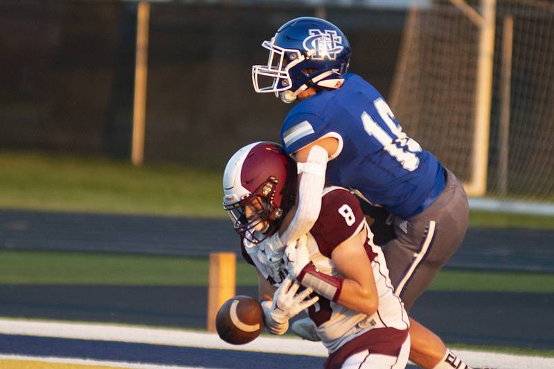 Newman’s Ayden Batten breaks up a pass against Rockridge Friday, Sept. 2, 2022.