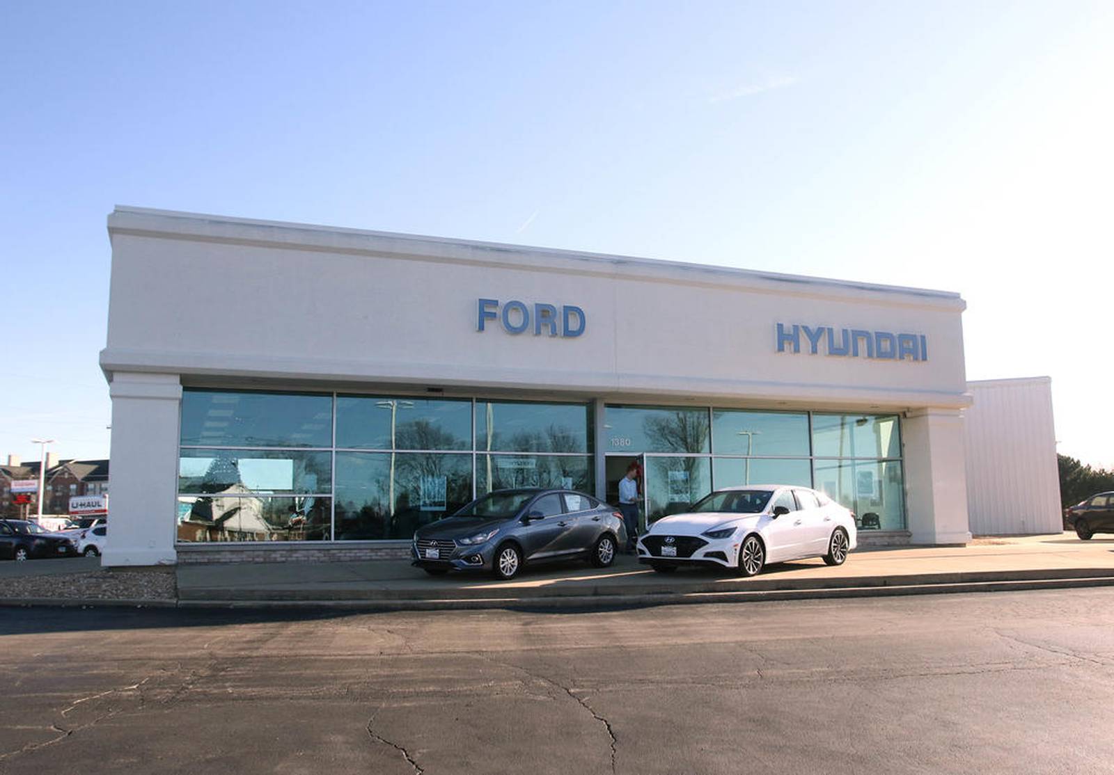 Brian Bemis sells Sycamore dealerships to Wisconsinbased Kunes Automotive Shaw Local