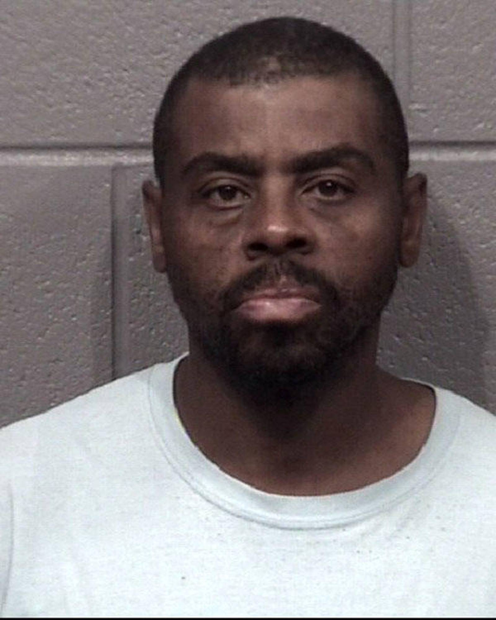 DeKalb man charged with attempted armed robbery of Fifth Third Bank