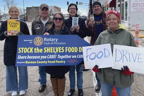 Princeton Rotary Club holds drive-thru food drive 
