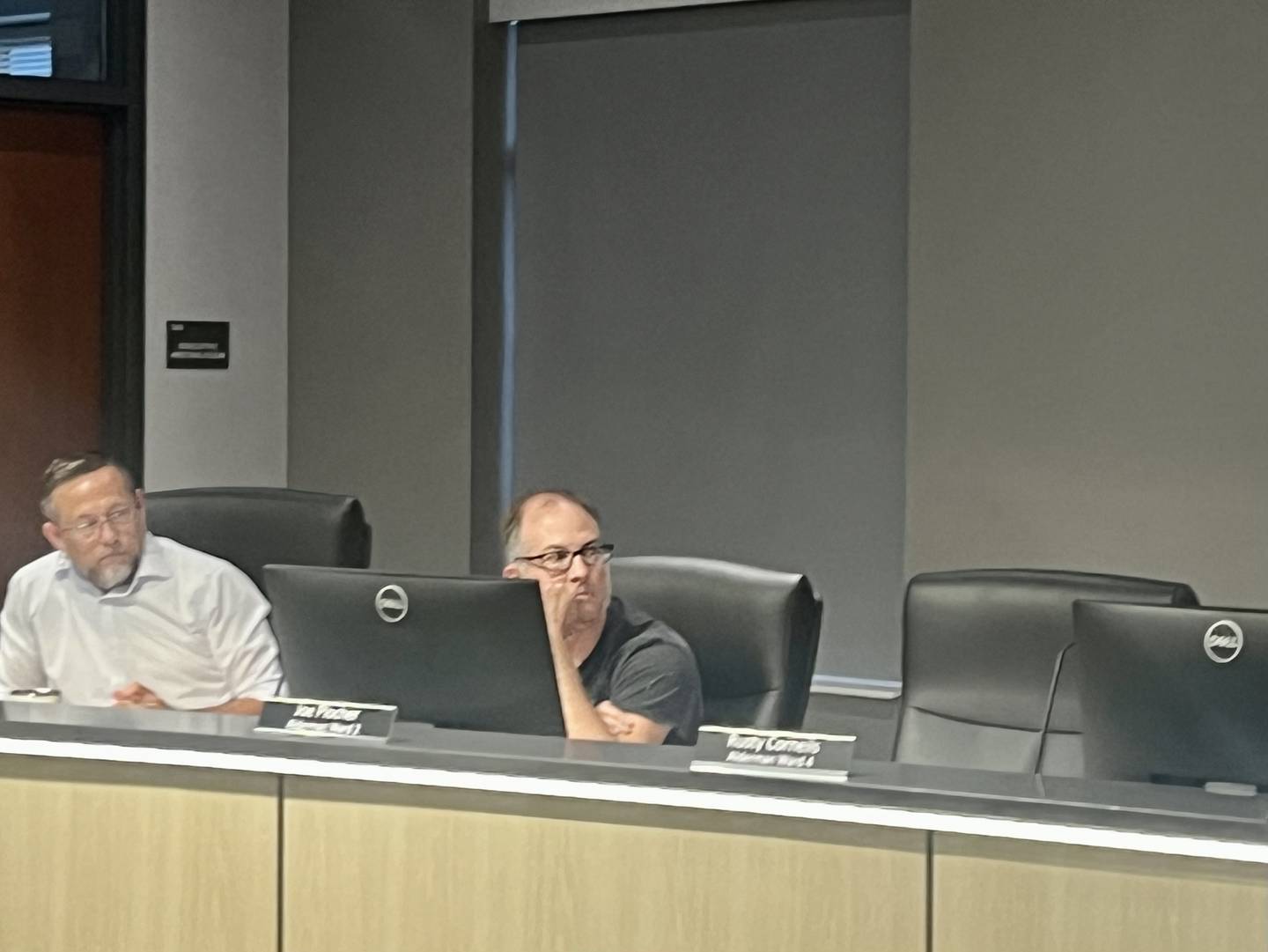 Yorkville Alderman Arden Joe Plocher (right) argues for the other aldermen to join him in approving the ban against public homelessness. Alderman Chris Funkhouser (right) joined the attending aldermen in unanimously approving fining and possibly jailing the city's homeless.