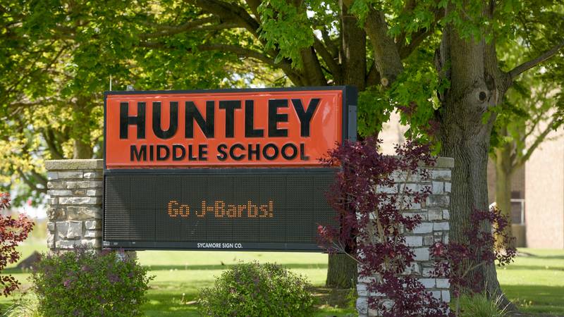 DeKalb middle school teacher seeks donations for girls empowerment club
