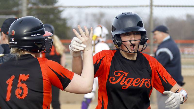 Oli Victorine, Crystal Lake Central look sharp in season-opening win