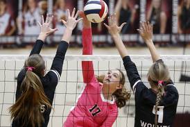 Huntley stays in FVC title hunt with win against Prairie Ridge