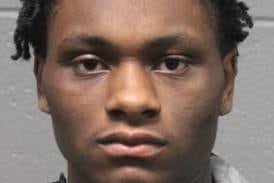 Joliet teen charged with attempted murder after allegedly running car into Chicago police officers