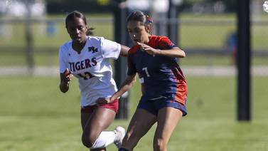 Alexandra Ibarra, Oswego beat Plainfield North in PKs, clinch share of Southwest Prairie Conference title