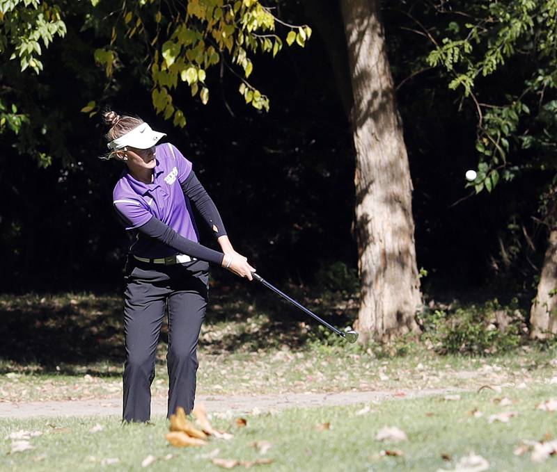 Dixon junior Katie Drew hits a chip shot at the Class 1A State Tournament on Saturday, Oct. 8, 2022 at Red Tail Run Golf Course in Decatur. Drew tied for fifth with a two-day total of 4-over-par 148.