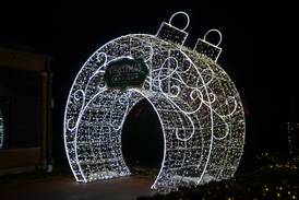 5 Things to Do: Christmas at Cantigny, ‘Illumination’ at Morton Arboretum in DuPage County