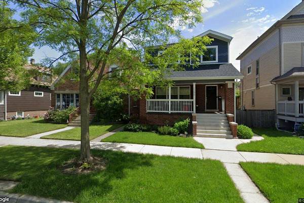 Homes at or under $1 million in DuPage / Cook County in the week of Feb. 9