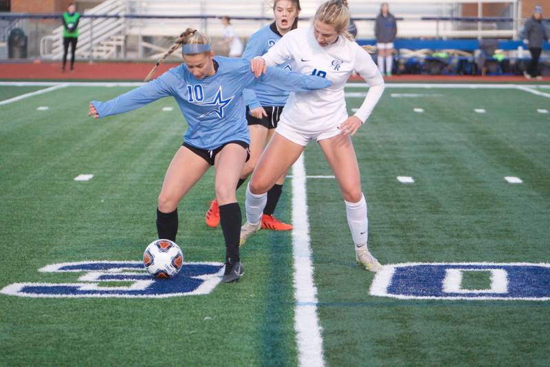 photos-burlington-central-vs-st-charles-north-girls-soccer-shaw-local