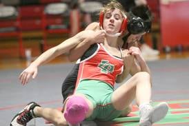 NewsTribune wrestling preview capsules