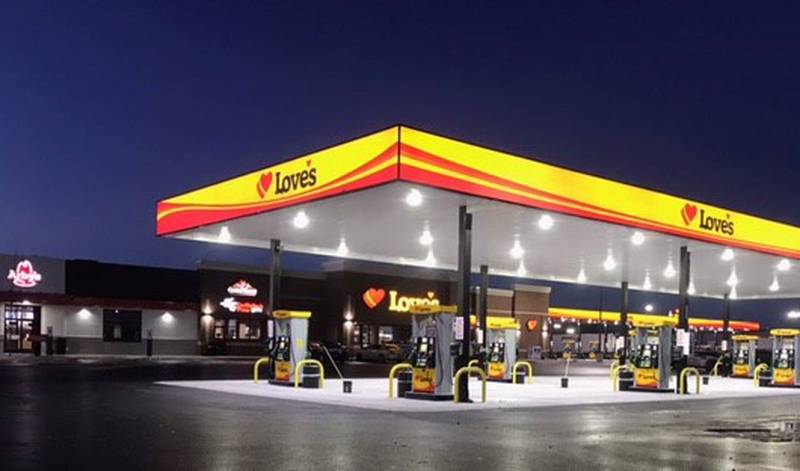 Love’s Travel Stops opened its newest Illinois store in Channahon on Jan. 21.
