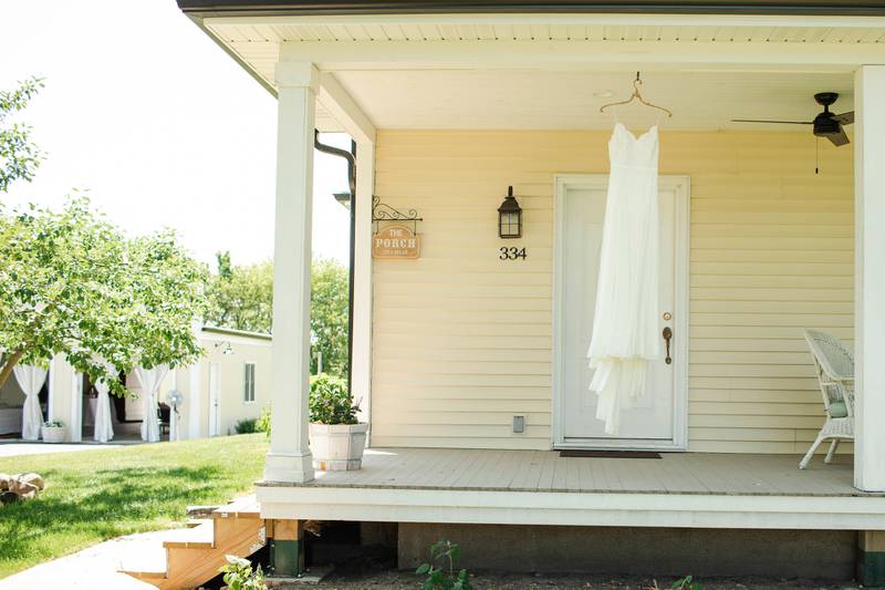 Karen Flesher, co-owner of Country Coach House in Burlington, says couples don’t need a large or luxurious venue, regardless of the season.