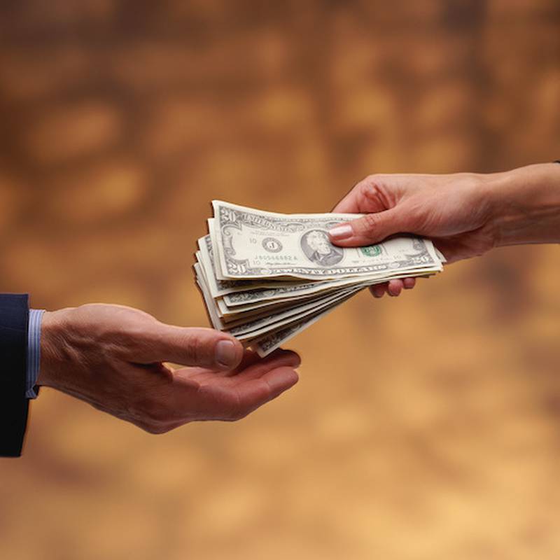 Founders First CDC Chicago Job Creators Quest Grant is offering $100,000 in grants to 25 minority and underrepresented business owners in Illinois.