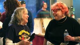 Photos: DeKalb Mutual Aid hosts A World of Thanks, Community Thanksgiving