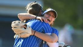 Photos: Lake Park vs. St. Charles North softball