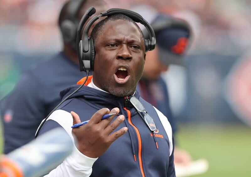 Chicago Bears defensive coordinator Alan Williams talks to a player during their game against the Houston Texans Sunday, Sept. 25, 2022, at Soldier Field in Chicago.