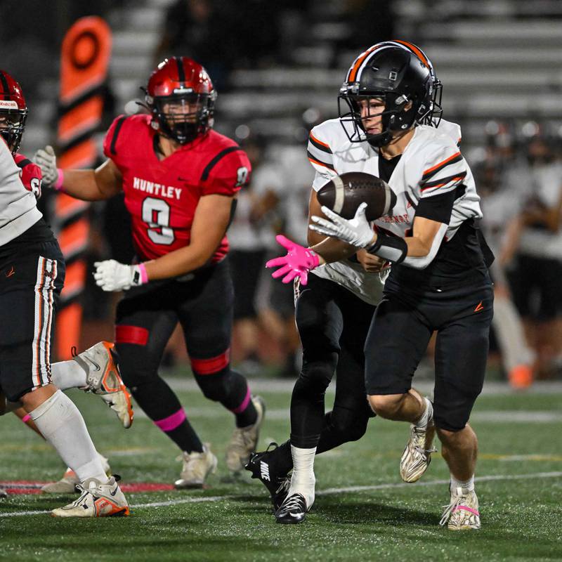 IHSA Football: McHenry vs Huntley