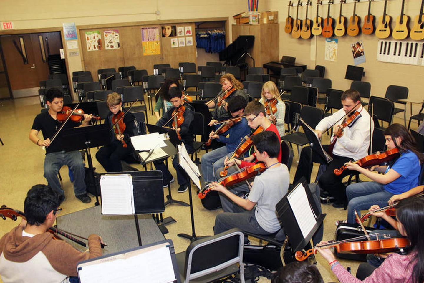 IF YOU GO

WHAT: Live concert of Christmas carols

WHEN: 11:45 a.m. Dec. 18

WHERE: Louis Joliet Mall (near Carson's) 3340 Mall Loop Drive, Joliet

ETC: Performed by Hufford Junior High School honors orchestra and Joliet Public Schools District 86 Superintendent Therese Rouse

CONTACT: For information, call Sandy Zalewski, director for communications and development, at 815-740-3196 ext. 8204.