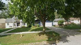 Single-family home sells in Downers Grove for $715,000