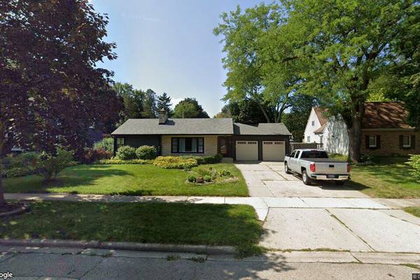 Single-family home in St. Charles goes for $625,000