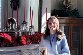 DAR Illini Chapter honors six students at Reddick Mansion 
