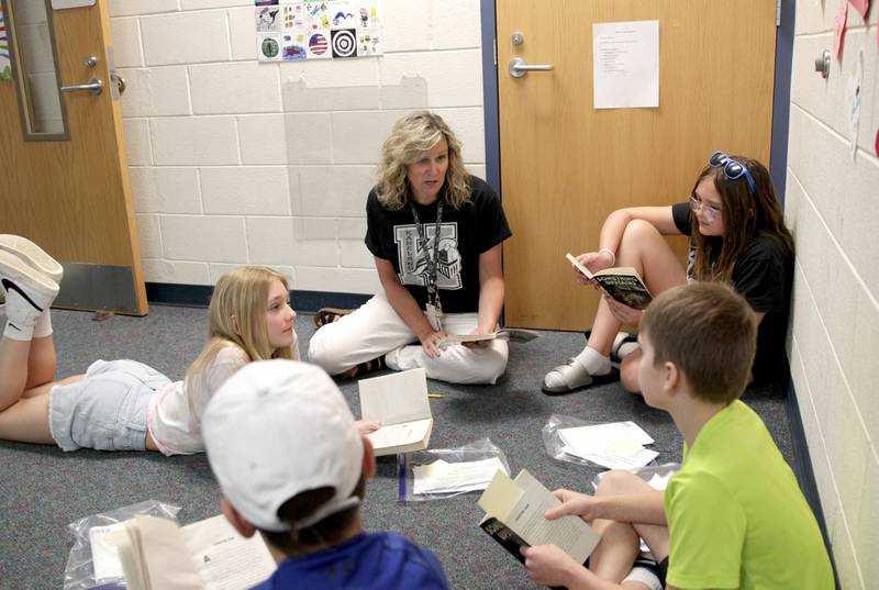 Cindy Babich works with her fifth-graders at Kaneland Blackberry Creek Elementary School in Elburn. Babich is a nominee for the Regional Office of Education’s Educator of the Year award.