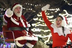 Photos: Santa arrives in DeKalb during Lights on Lincoln and Santa Comes to Town