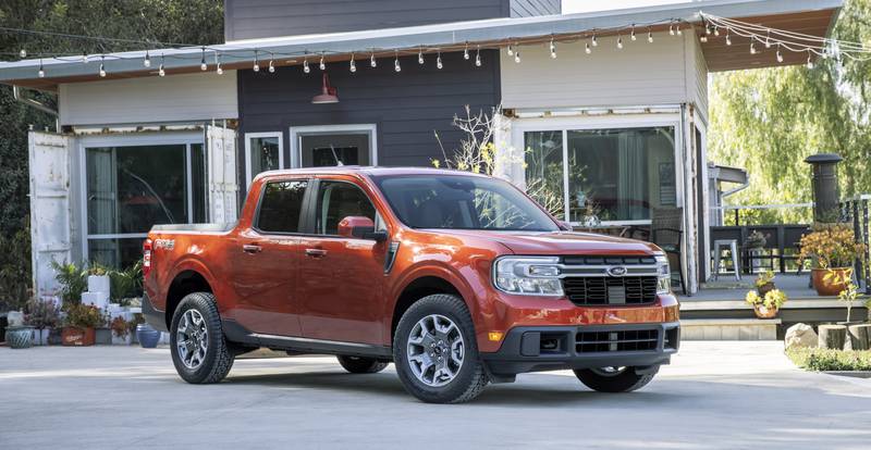 2022 Ford Maverick 2L-EcoBoost AWD Lariat.