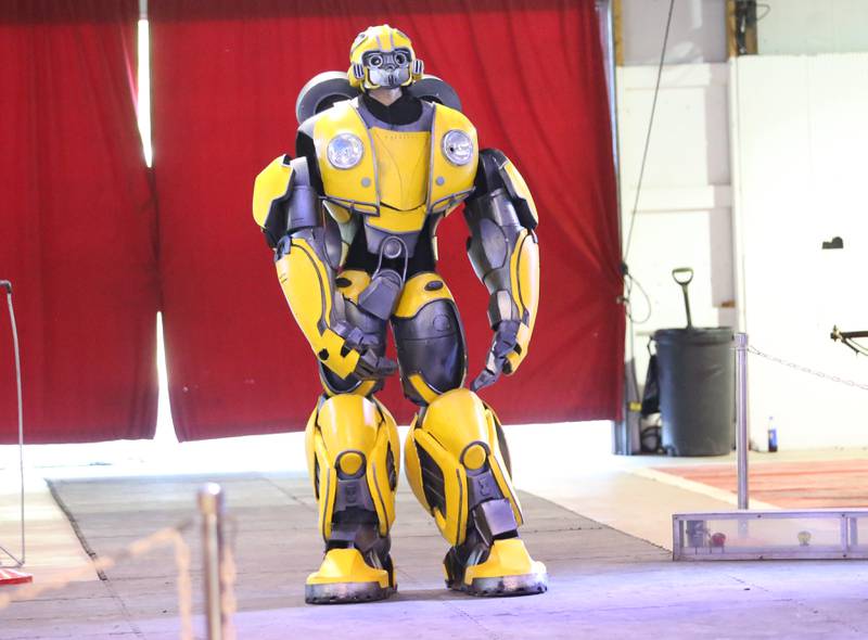 A giant Bumblebee character opens the The Great Pages Circus on Monday, June 23, 2025 at the Bureau County Fairgrounds in Princeton. The Great Pages Circus is a family-friendly, traveling circus that blends traditional circus acts with a modern, energetic style.
