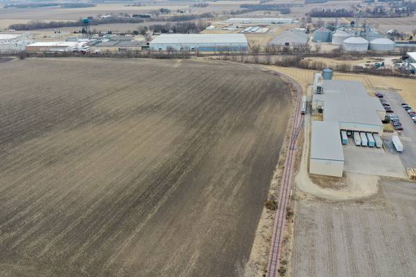 Photos: Mendota eyes major community solar farm development