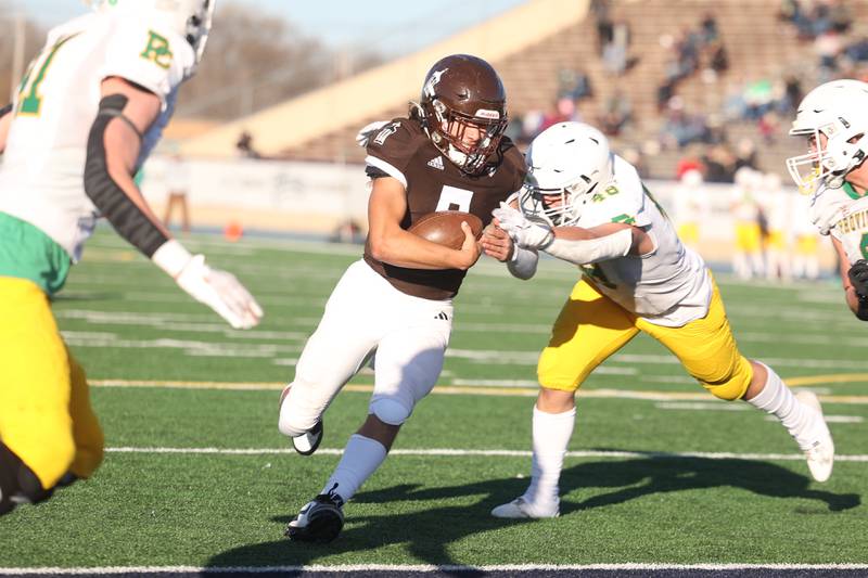 Joliet Catholic’s Andres Munoz runs in for the touchdown against Providence in the Class 5A semifinal on Saturday, Nov. 18, 2023, in Joliet.
