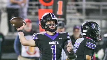 Minnesota recruit Owen Lansu spectacular in return from injury, leads Downers Grove North past York