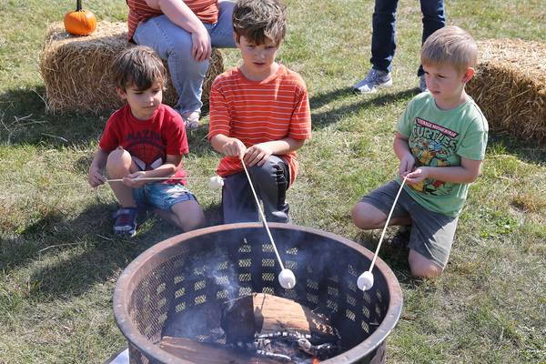 Enjoy fun fall family time at Batavia’s S’mores & More Oct. 4