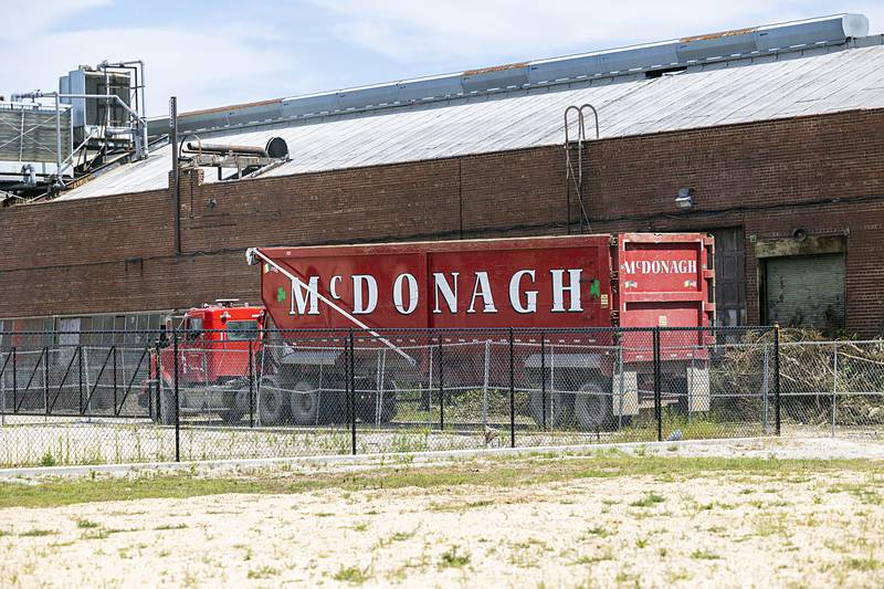 McDonagh Demolition of Chicago works to clean up the Micro Industries site Wednesday, Aug. 7, 2024 in Rock Falls.