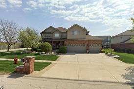 Single-family home sells in New Lenox for $615,000