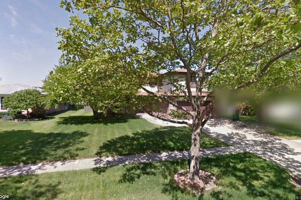 Single-family home in Tinley Park sells for $425,000