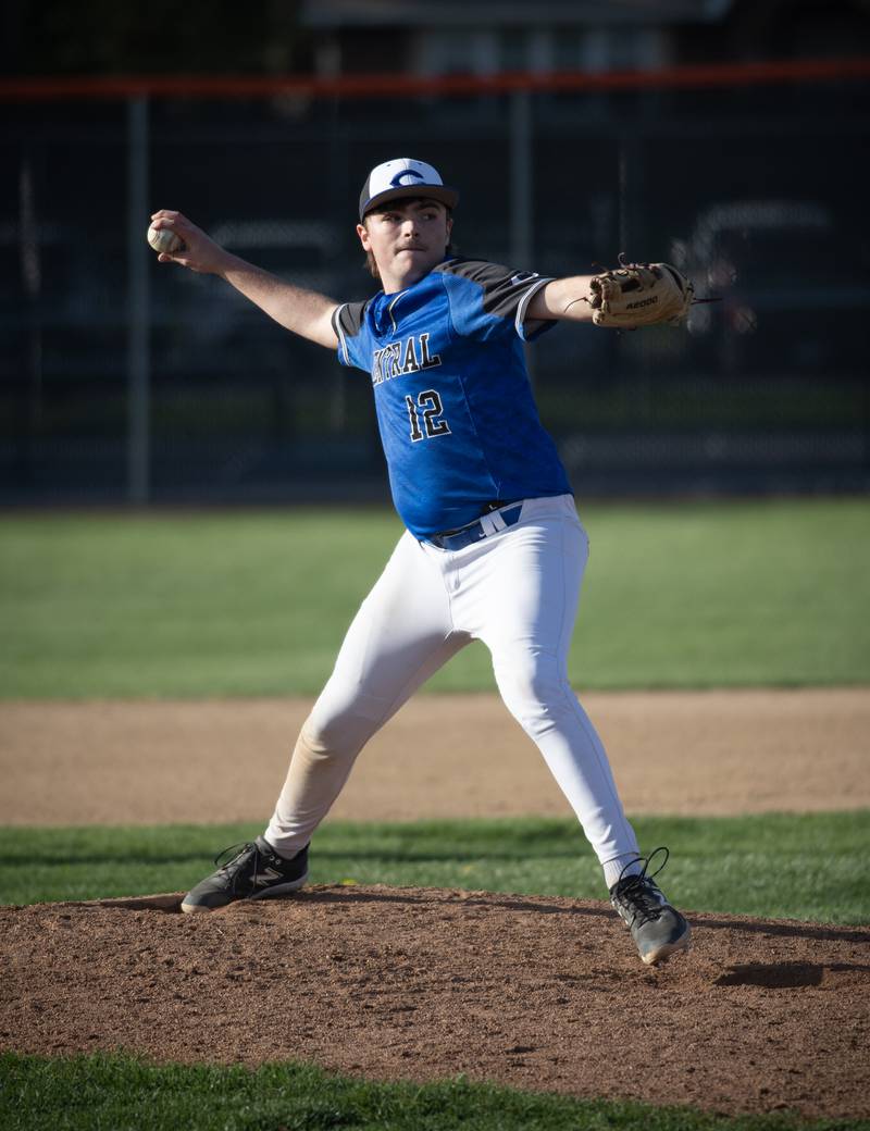Central's Blake Chandler pitches in a game against Beecher on April 29, 2025.
