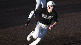 Donnie Ladas’ go-ahead single helps Coal City stay perfect in ICE at Herscher