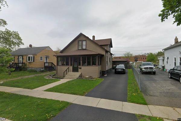 Single-family home sells for $315,000 in West Chicago