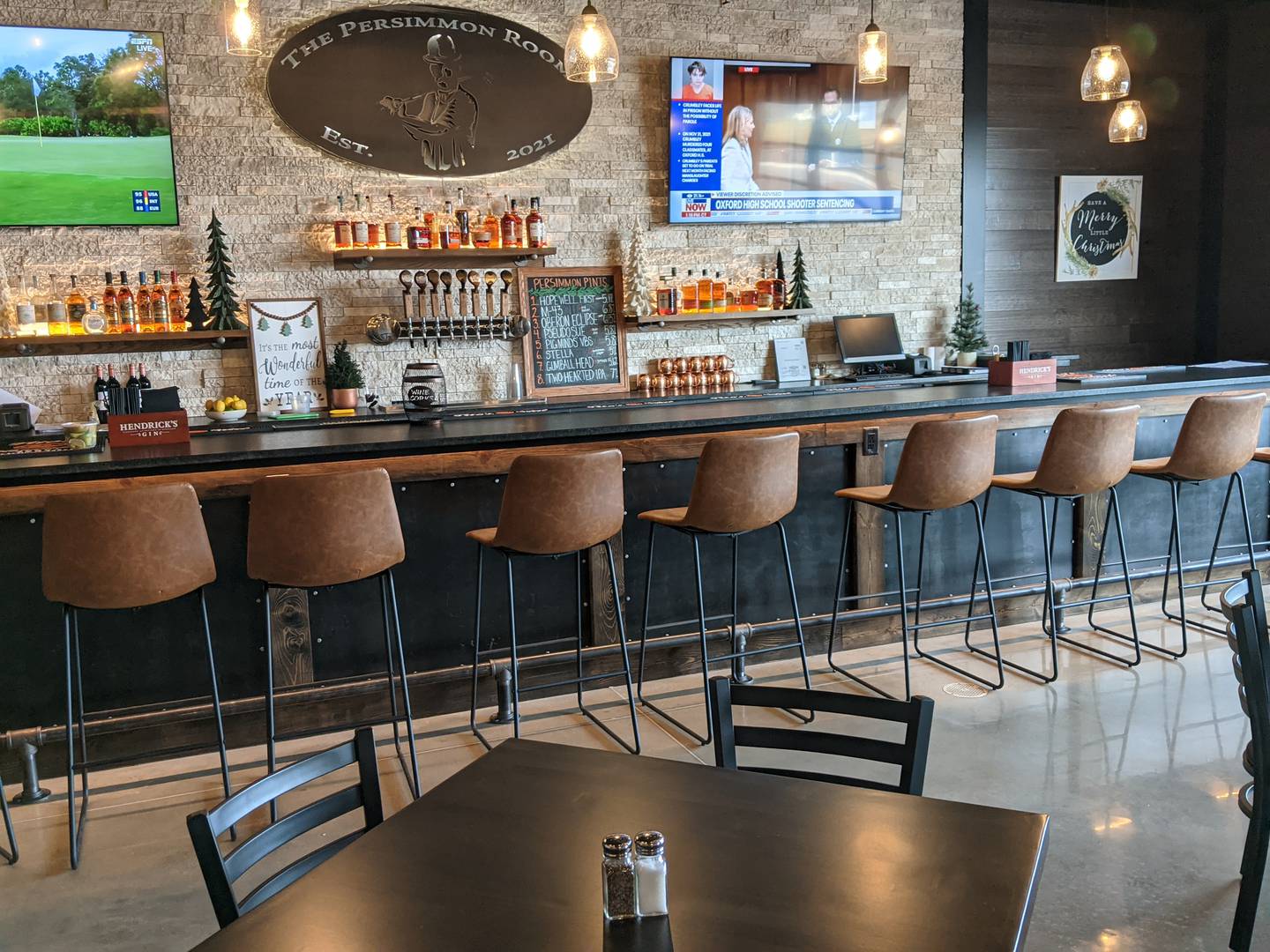 Along with featuring golf year-round, Whitetail Ridge Golf Dome also has a restaurant, The Persimmon Room, which is also the name of the restaurant at Whitetail Ridge Golf Club. The restaurant serves fast casual food.